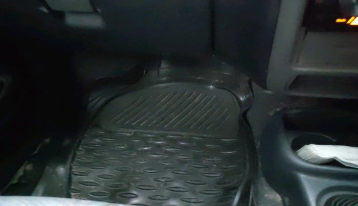 2011 Maruti Alto LXI CNG, CNG, Manual, 1,82,142 km, interior