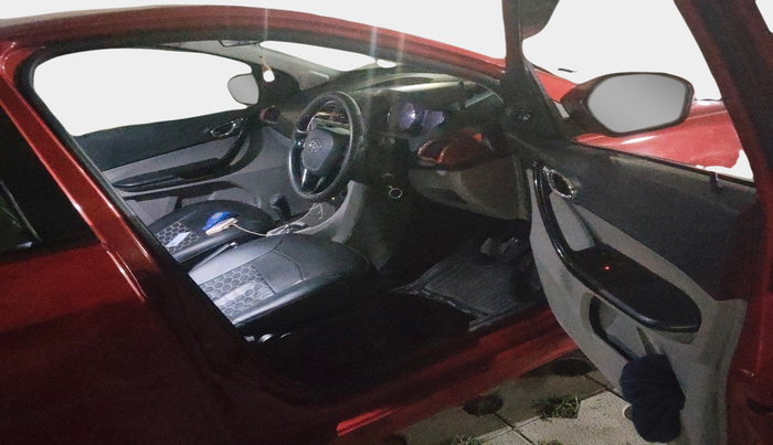 2018 Tata Tiago XZA PETROL, Petrol, Automatic, 30,776 km, interior