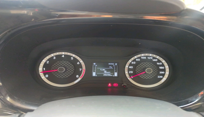 2022 Hyundai GRAND I10 NIOS SPORTZ 1.2 KAPPA VTVT CNG, Petrol, Manual, 39,096 km, interior