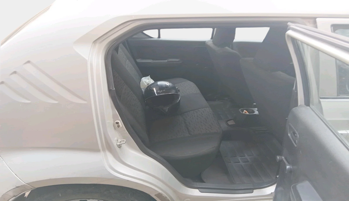 2017 Maruti IGNIS SIGMA 1.2, Petrol, Manual, 86,174 km, interior