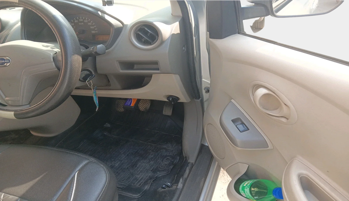 2014 Datsun Go T, Petrol, Manual, 90,559 km, interior