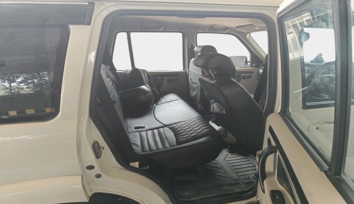 2023 Mahindra SCORPIO CLASSIC S 9STR, Diesel, Manual, 50,598 km, interior