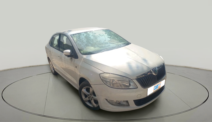 2012 Skoda Rapid ELEGANCE 1.6 MPI MT, Petrol, Manual, 82,864 km, exterior