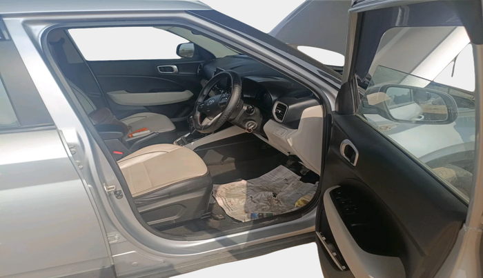 2023 Hyundai VENUE S 1.2, Petrol, Manual, 49,045 km, interior