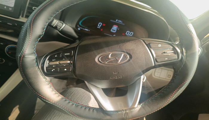 2023 Hyundai VENUE S 1.2, Petrol, Manual, 49,045 km, interior