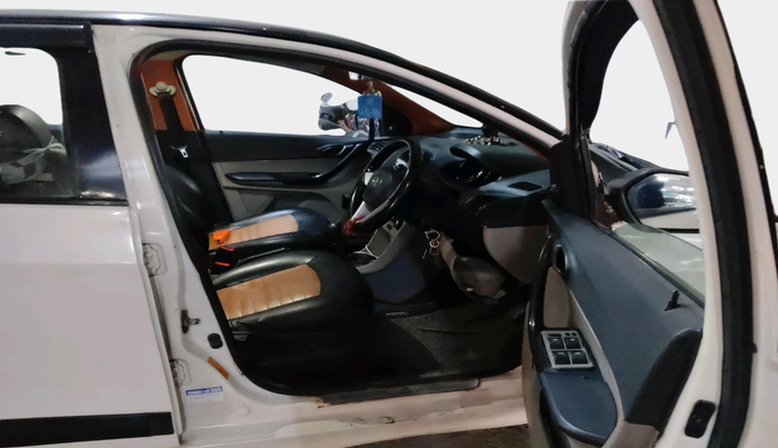 2019 Tata Tiago XE DIESEL, Diesel, Manual, 91,837 km, interior