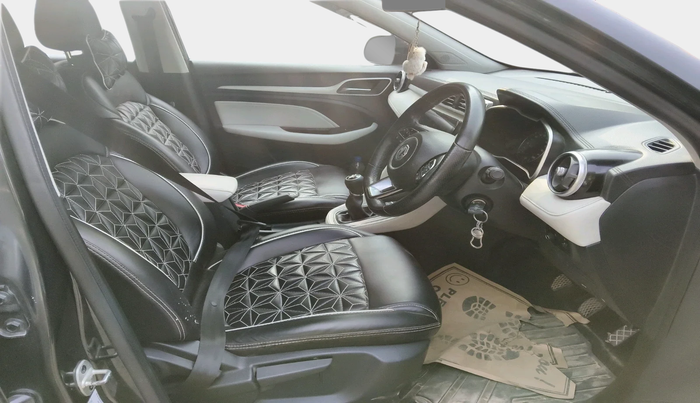 2022 MG ASTOR SUPER EX 1.5 MT, Petrol, Manual, 37,574 km, interior