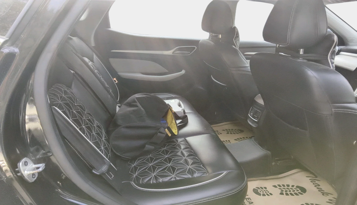 2022 MG ASTOR SUPER EX 1.5 MT, Petrol, Manual, 37,574 km, interior