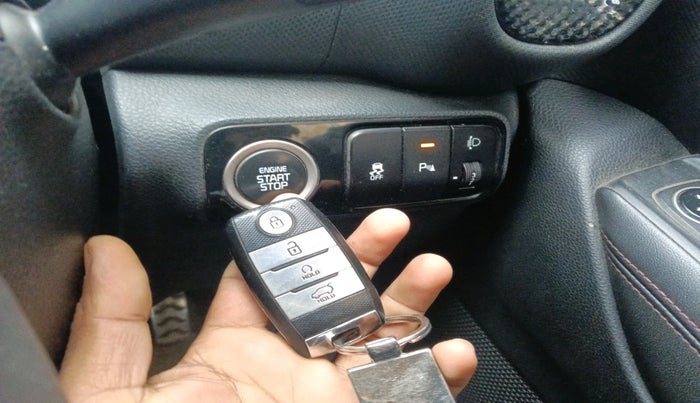 2021 KIA SONET GTX PLUS 1.5, Diesel, Manual, 1,19,429 km, interior