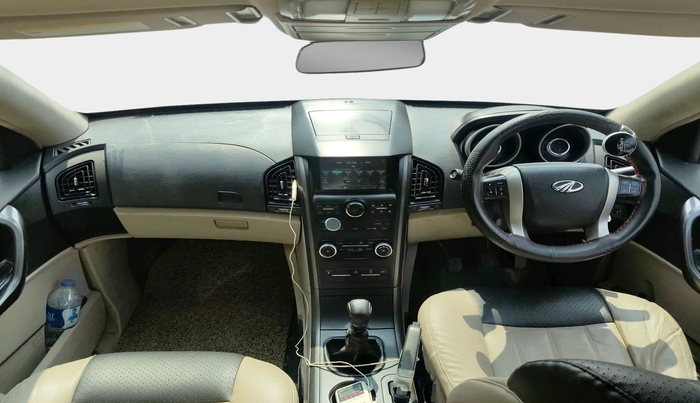 2016 Mahindra XUV500 W6, Diesel, Manual, 1,06,399 km, interior