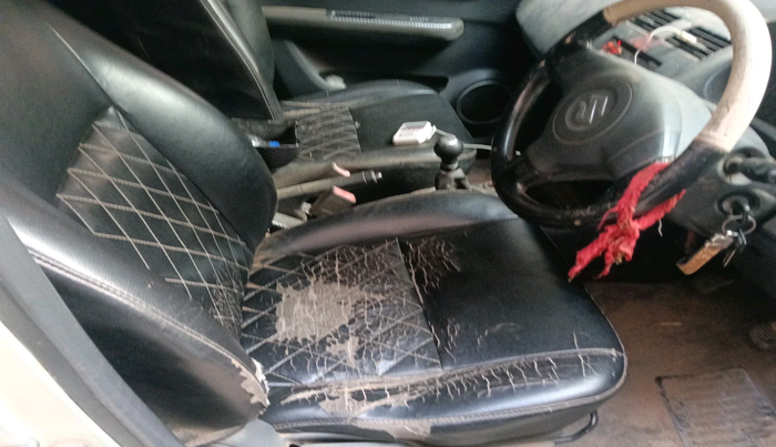 2010 Maruti Swift VXI, Petrol, Manual, 84,583 km, interior