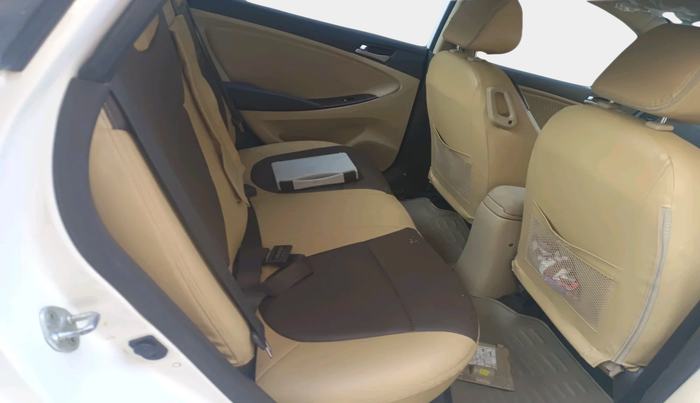 2016 Hyundai Verna 1.6 VTVT SX, Petrol, Manual, 26,985 km, interior