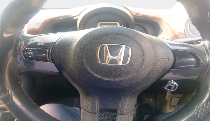 2015 Honda Amaze 1.2L I-VTEC S, Petrol, Manual, 1,06,862 km, interior