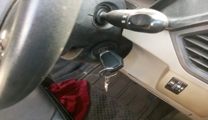 2016 Mahindra Kuv100 K4 PLUS 6 STR, Petrol, Manual, 47,505 km, interior