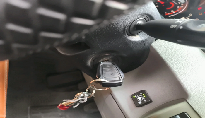 2016 Mahindra Kuv100 K6 PLUS 5 STR, Petrol, Manual, 58,762 km, interior