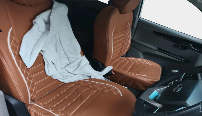 2016 Mahindra Kuv100 K6 PLUS 5 STR, Petrol, Manual, 58,762 km, interior