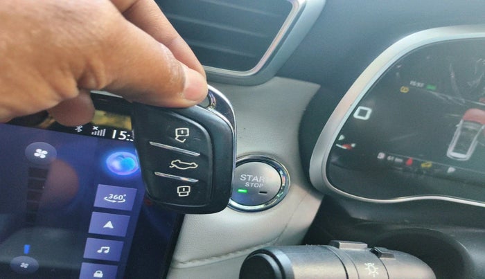 2022 MG ASTOR SHARP 1.5 CVT, Petrol, Automatic, 44,000 km, interior