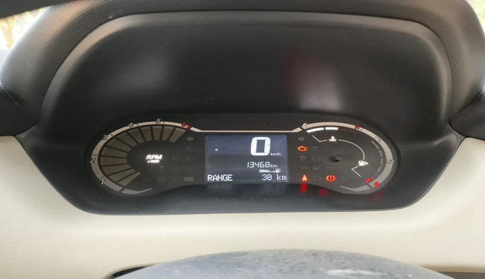 2022 Nissan MAGNITE XE, Petrol, Manual, 13,468 km, interior