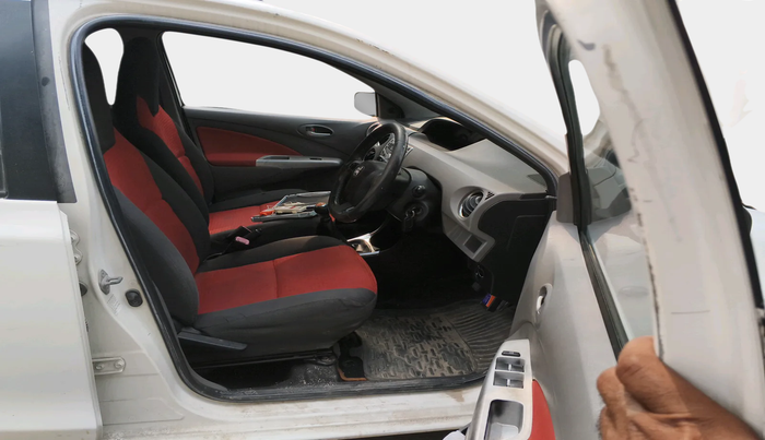 2011 Toyota Etios Liva VX, Petrol, Manual, 52,964 km, interior