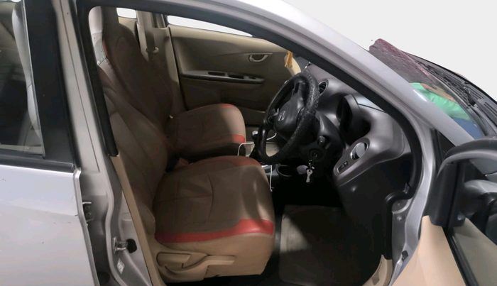 2014 Honda Amaze 1.5L I-DTEC S, Diesel, Manual, 1,67,847 km, interior