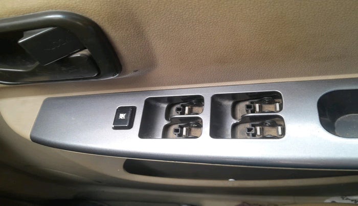 2014 Chevrolet Enjoy 1.3 LS 8 STR, Diesel, Manual, 1,59,262 km, interior