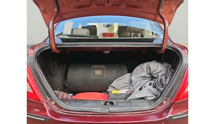 2015 Maruti Swift Dzire VXI, Petrol, Manual, 81,946 km, exterior