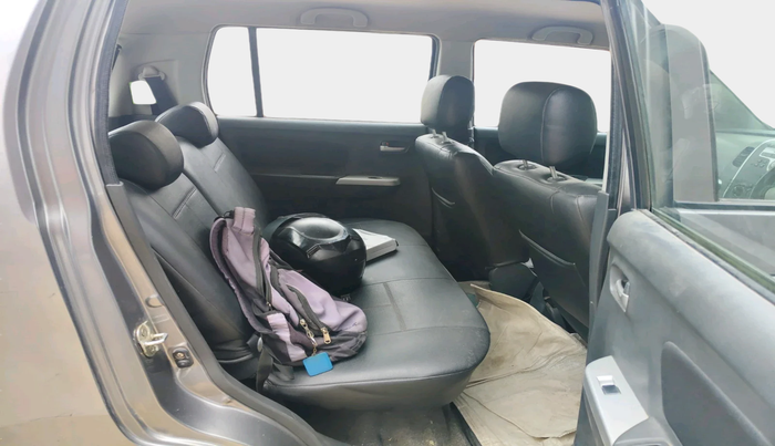 2011 Maruti Wagon R 1.0 VXI, Petrol, Manual, 45,475 km, interior