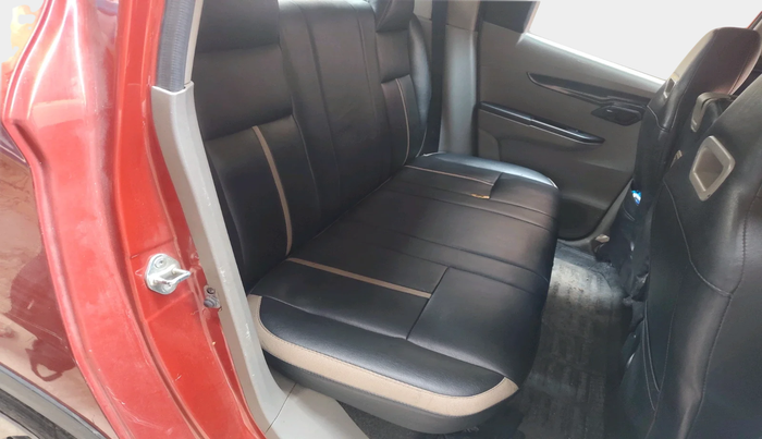 2016 Mahindra Kuv100 K4 D 6 STR, Diesel, Manual, 54,258 km, interior