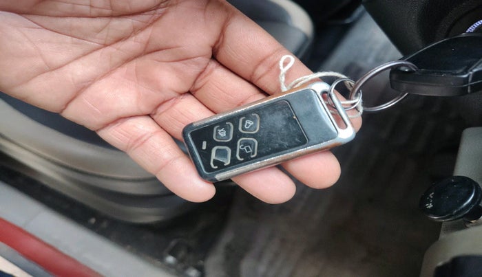 2016 Mahindra Kuv100 K4 D 6 STR, Diesel, Manual, 54,258 km, interior