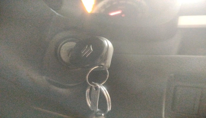 2015 Maruti Swift VXI, Petrol, Manual, 40,493 km, interior