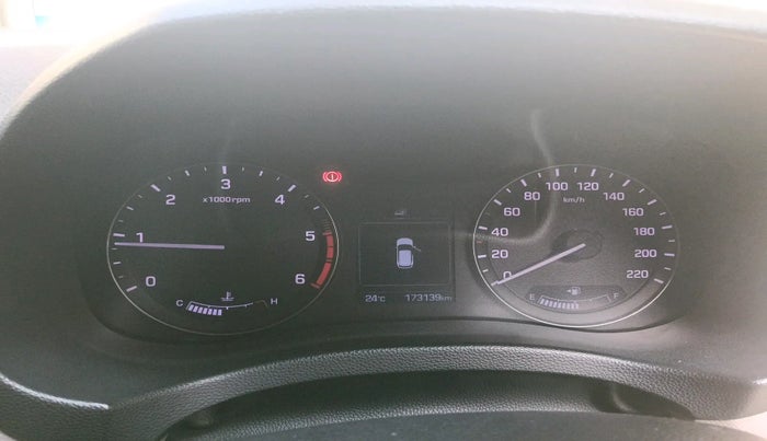 2016 Hyundai Creta SX (O) 1.6 DIESEL, Diesel, Manual, 1,73,139 km, interior