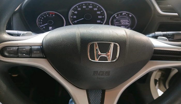 2016 Honda BR-V 1.5L I-VTEC V CVT, Petrol, Automatic, 1,02,959 km, interior