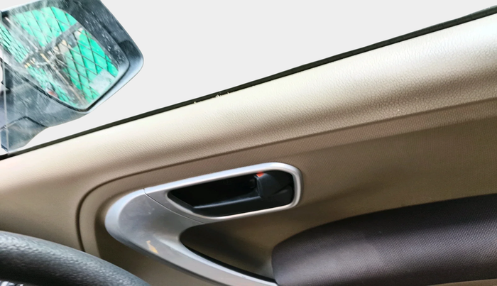 2017 Mahindra TUV300 T8, Diesel, Manual, 57,775 km, interior