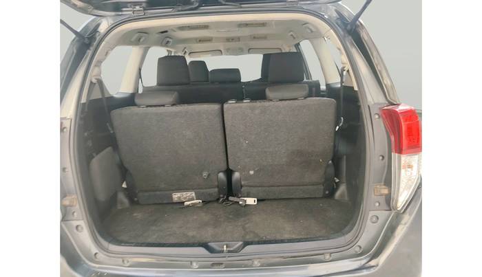 2018 Toyota Innova Crysta 2.8 GX AT 8 STR, Diesel, Automatic, 2,34,438 km, exterior