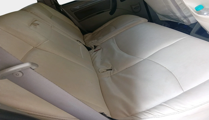 2019 Mahindra Scorpio S9, Diesel, Manual, 90,127 km, interior