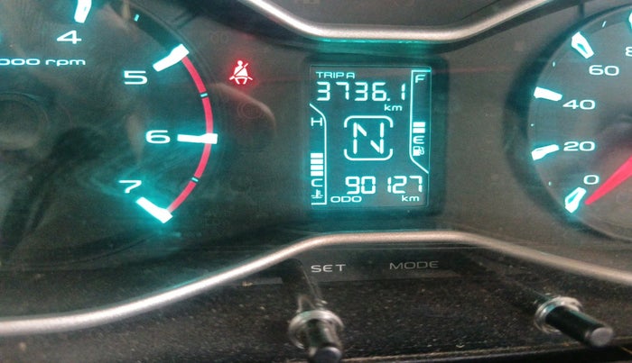 2019 Mahindra Scorpio S9, Diesel, Manual, 90,127 km, interior