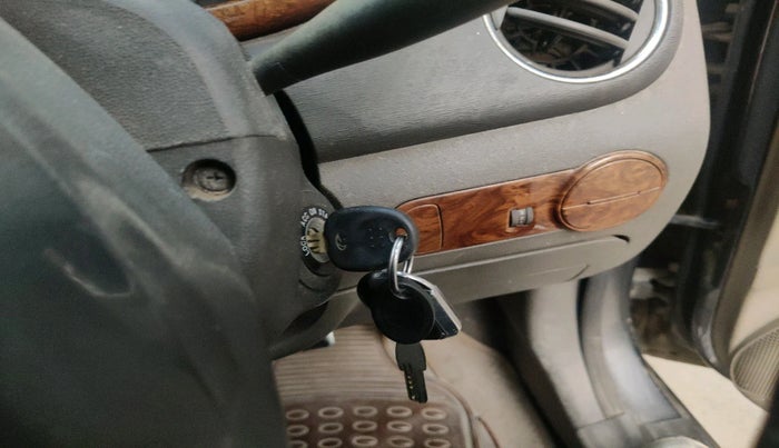 2011 Hyundai i10 MAGNA 1.2, Petrol, Manual, 1,52,828 km, interior