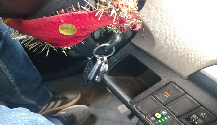 2013 Maruti Wagon R 1.0 LXI CNG, CNG, Manual, 88,235 km, interior