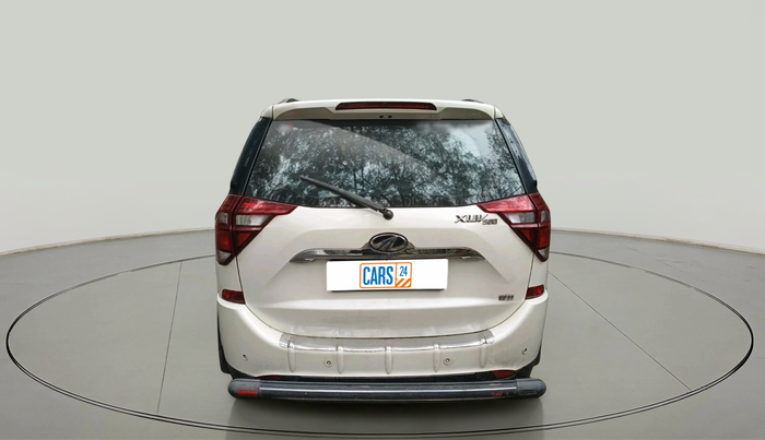 2020 Mahindra XUV500 W11, Diesel, Manual, 55,215 km, exterior