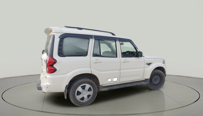 2018 Mahindra Scorpio S7, Diesel, Manual, 1,12,307 km, exterior