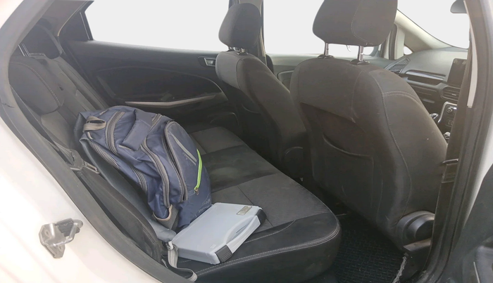 2018 Ford Ecosport TITANIUM 1.5L DIESEL, Diesel, Manual, 1,07,301 km, interior