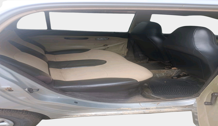 2011 Hyundai Santro Xing GL PLUS, Petrol, Manual, 1,38,158 km, interior