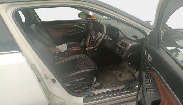 2022 Maruti BREZZA ZXI, Petrol, Manual, 42,467 km, interior