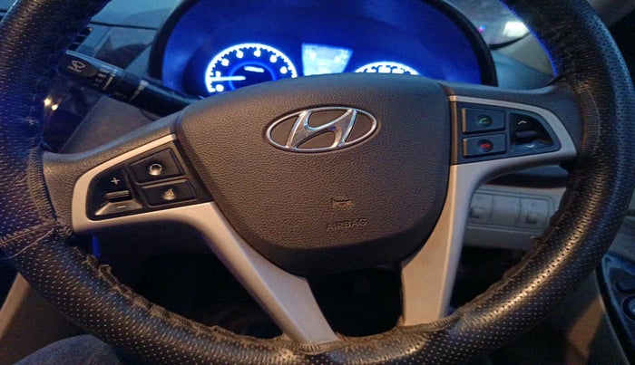 2013 Hyundai Verna FLUIDIC 1.6 VTVT SX, Petrol, Manual, 59,967 km, interior