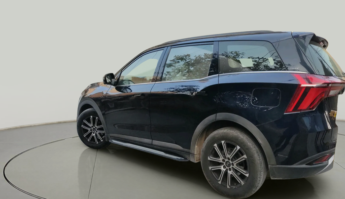 2023 Mahindra XUV700 AX 7 LUXURY D AT 7 STR, Diesel, Automatic, 42,942 km, exterior