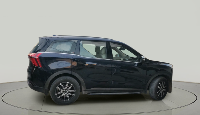 2023 Mahindra XUV700 AX 7 LUXURY D AT 7 STR, Diesel, Automatic, 42,942 km, exterior