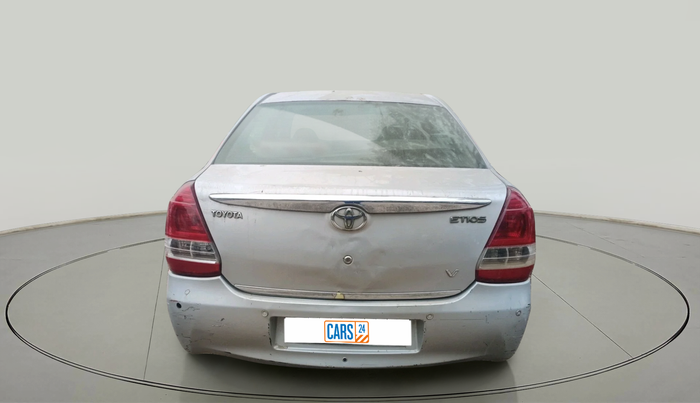 2011 Toyota Etios V, Petrol, Manual, 1,27,676 km, exterior