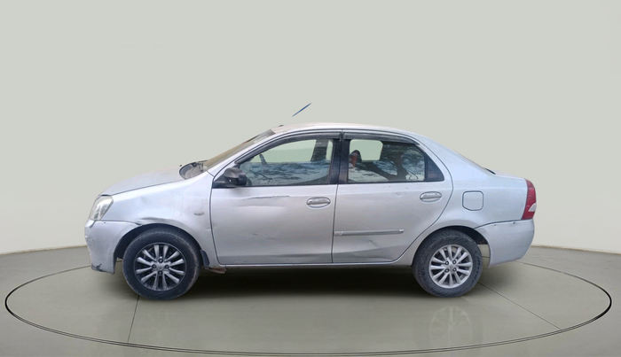 2011 Toyota Etios V, Petrol, Manual, 1,27,676 km, exterior