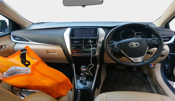 2018 Toyota YARIS VX CVT, Petrol, Automatic, 84,499 km, interior