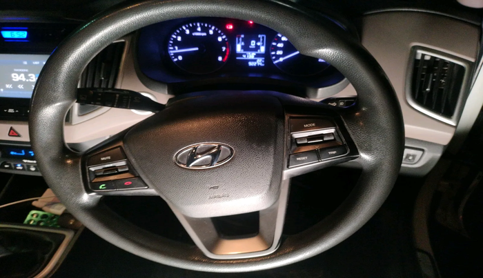2017 Hyundai Creta SX PLUS 1.6 PETROL, Petrol, Manual, 92,274 km, interior